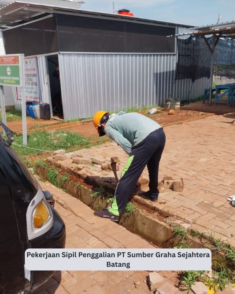 Pekerjaan sipil penggalian PT Sumber Graha Sejahtera Batang